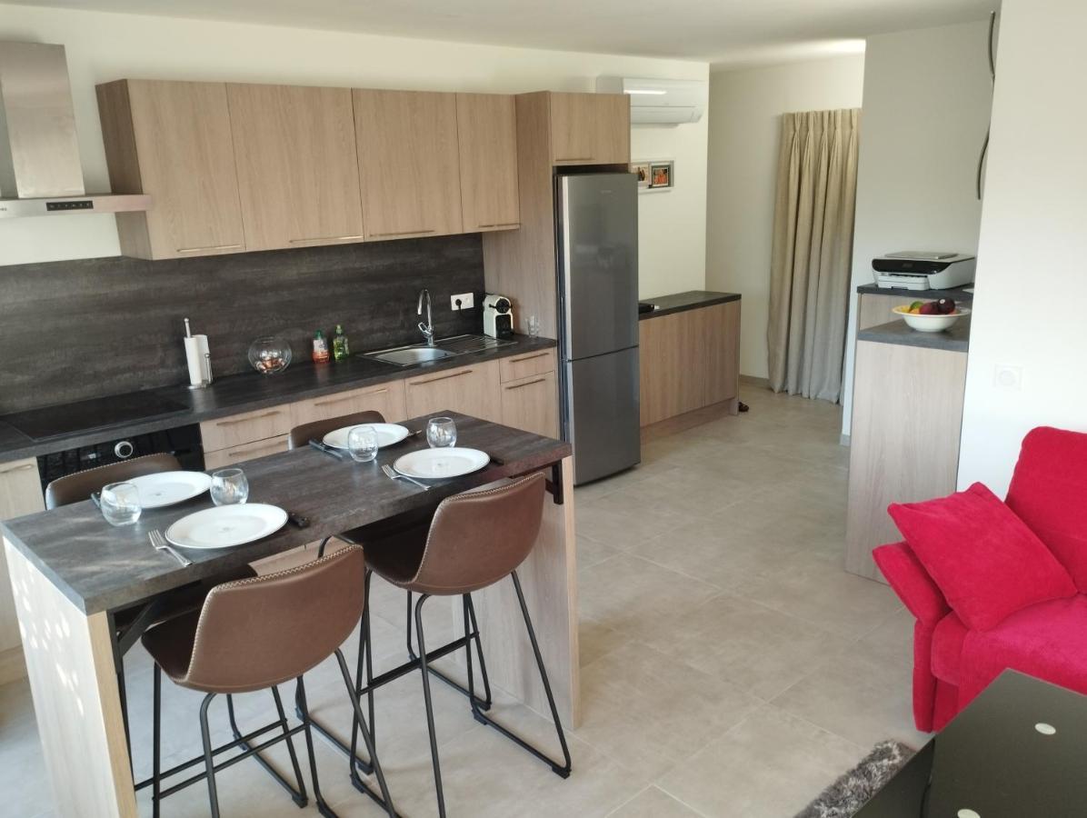 Appartement Entre Golf, Plages ,Marina Mandelieu Eksteriør bilde